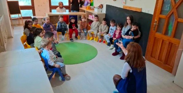 2 AFAD ANAOKULUNDAN DERNEKLERE HER KESiME EĞiTiM VERiYOR (Case Conflict)