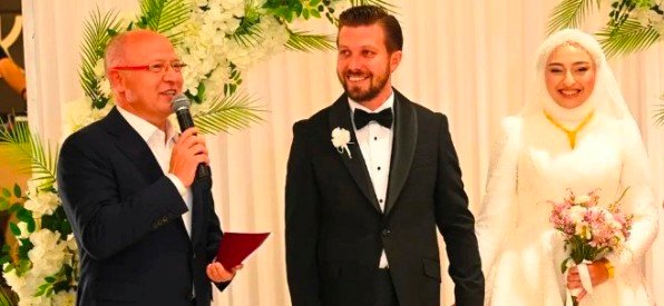 6 AK PARTİ İZNK KADIN KOLU BAŞKANI MELEK ÖZCAN VE İLÇE BAŞKAN YARDIMCISI RAMAZAN GÜZEL EVLENDİLER